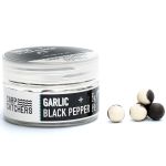 Бойли Carp Catchers Pop Ups - Ø10 мм - Двоколірні - Garlic&Black Pepper