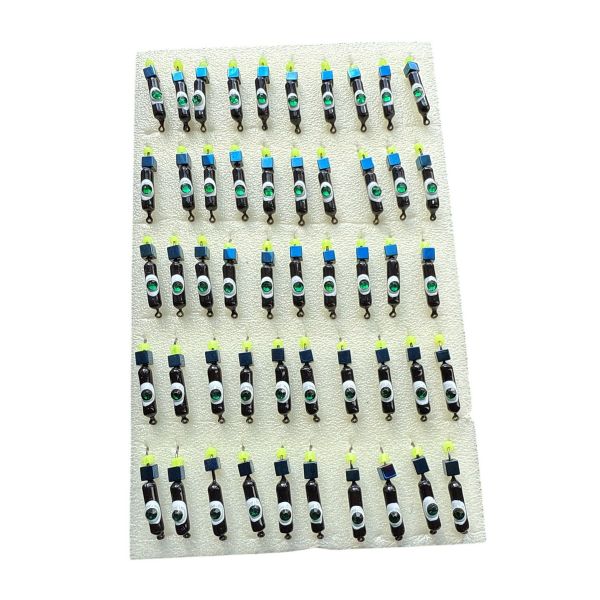 Мормишка Вольфрамова "Латишка" Гвоздик - Котяче око з кубиком блакитний - Ø2,1 мм - 0,5 г - Чорний - Латвія