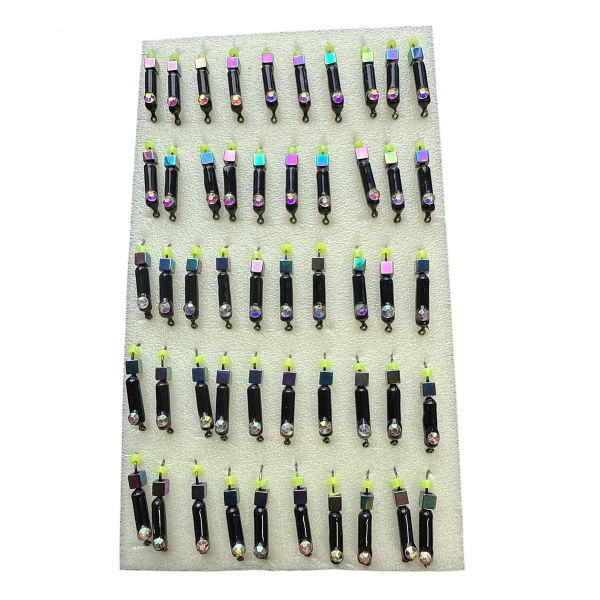 Мормишка Вольфрамова "Латишка" Гвоздик - Котяче око з кубиком хамелеон - Ø2,2 мм - 0,5 г - Чорний - Латвія