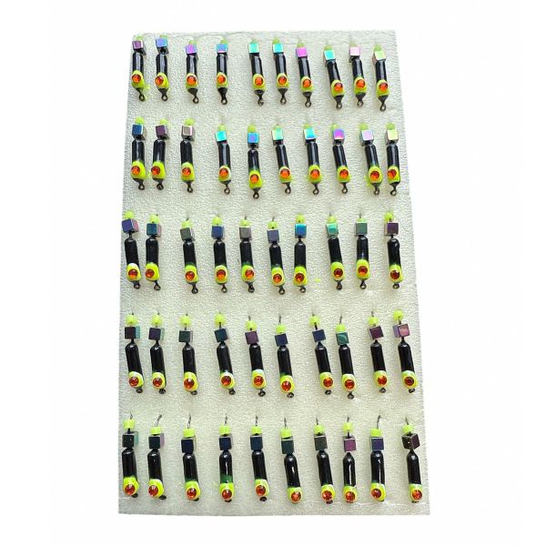 Мормишка Вольфрамова "Латишка" Гвоздик - Котяче око з кубиком хамелеон - Ø2,2 мм - 0,5 г - Чорний - Латвія