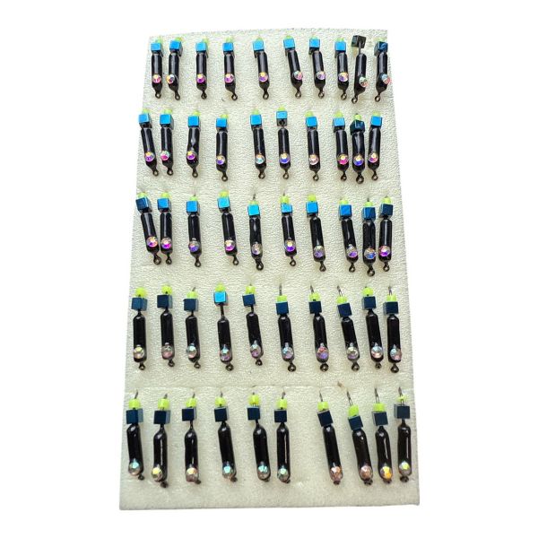 Мормишка Вольфрамова "Латишка" Гвоздик - Котяче око з кубиком хамелеон - Ø2,2 мм - 0,5 г - Чорний - Латвія