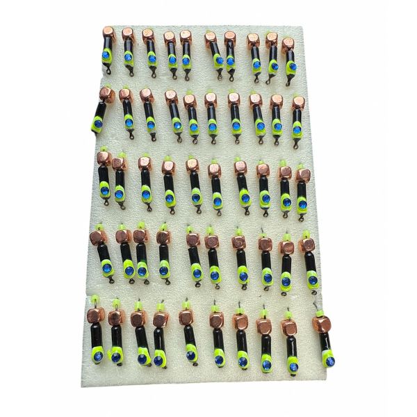 Мормишка Вольфрамова "Латишка" Гвоздик - Котяче око з кубиком мідь - Ø2,2 мм - 0,5 г - Чорний - Латвія