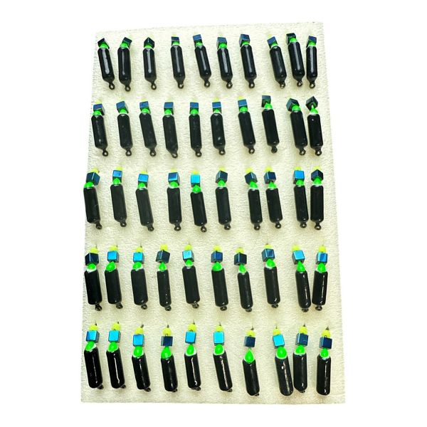 Мормишка Вольфрамова "Латишка" Гвоздик - З кубиком блакитний - Ø2,7 мм - 0,7 г - Чорний - Латвія