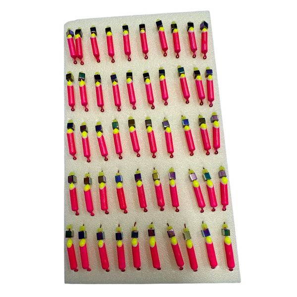 Мормышка Вольфрамовая "Латышка" Гвоздик - С кубиком хамелеон - Ø2,1 мм - 0,5 г - Красный - Латвия