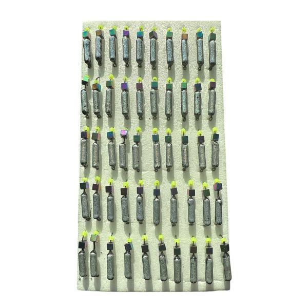 Мормишка Вольфрамова "Латишка" Гвоздик - З кубиком хамелеон - Ø2,3 мм - 0,5 г - Сіро-чорний - Латвія