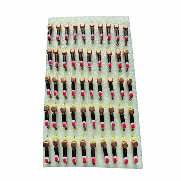 Мормишка Вольфрамова "Латишка" Гвоздик - З кубиком мідь - Ø2,4 мм - 0,5 г - Чорний з біло-червоною точкою - Латвія