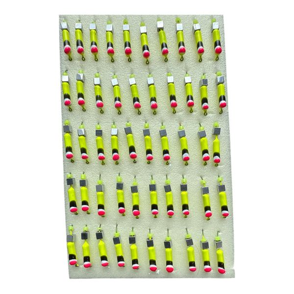 Мормишка Вольфрамова "Латишка" Гвоздик - З кубиком срібло - Ø2,2 мм - 0,5 г - Жовтий з чорно-біло-червоною точкою - Латвія